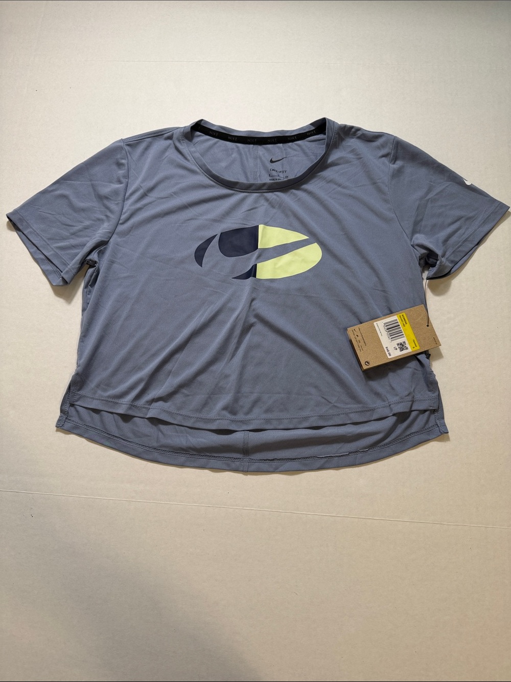 Nike Women’s Short Sleeve Crop Top